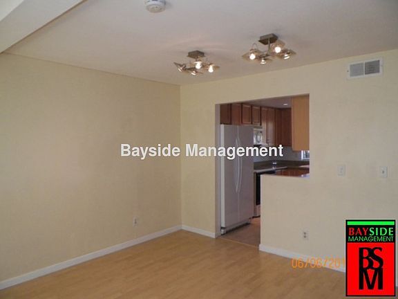 4th image of 10 Park Crest Ct APT D