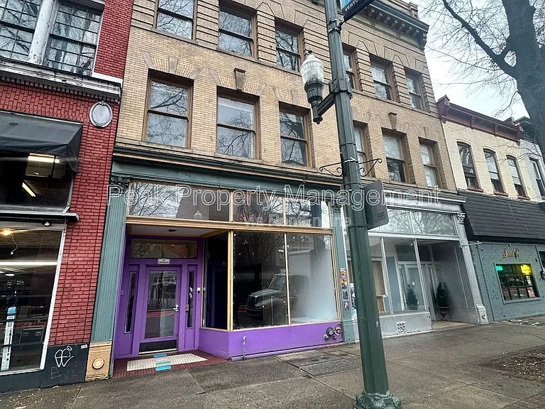 308 W Broad St #F — Photo 1