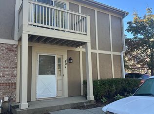 401 Muirwood Ct, Vernon Hills, IL 60061