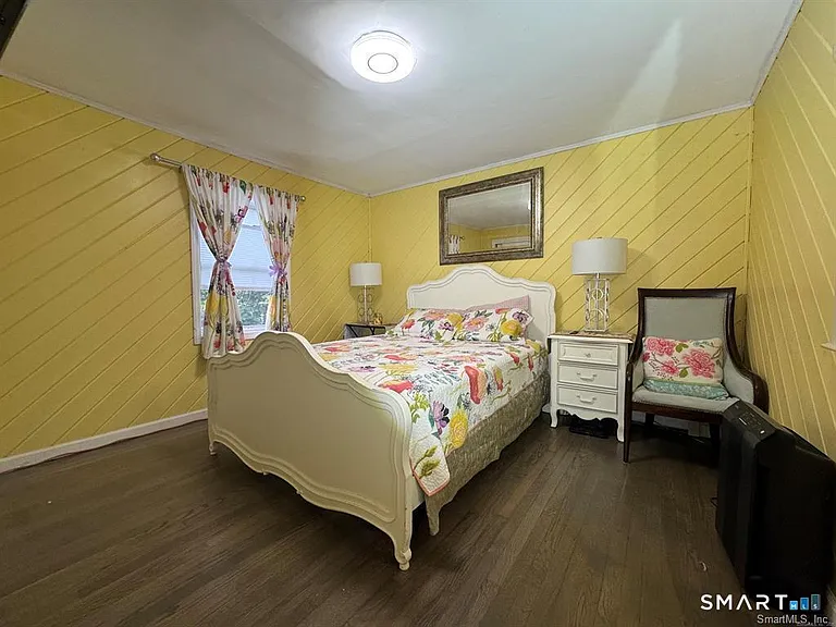165 Greenfield Dr — Photo 25