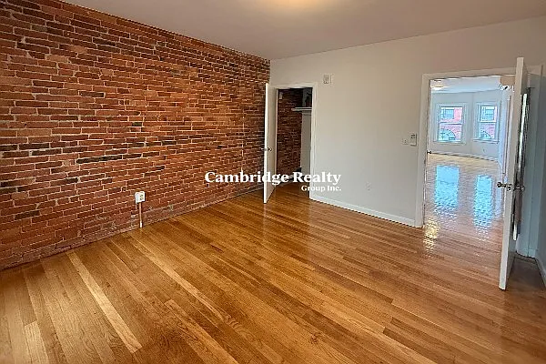 164 Broadway #2T — Photo 7