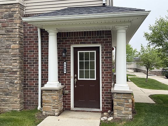 2nd image of 5606 Arbor Chase Dr #1