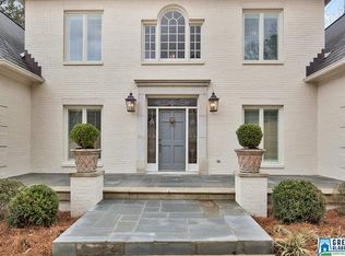 2305 Tanglewood Brook Ln, Vestavia, AL 35243