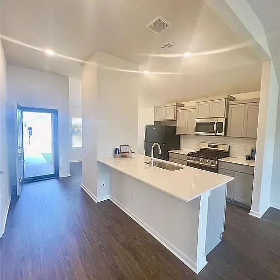 9120 Quapaw Creek Trl — Photo 3