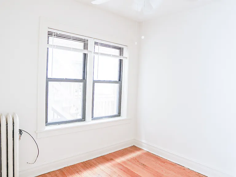 2954 N Seeley Ave #1 — Photo 6