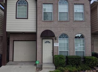 215 Bayou St, Houston, TX 77020