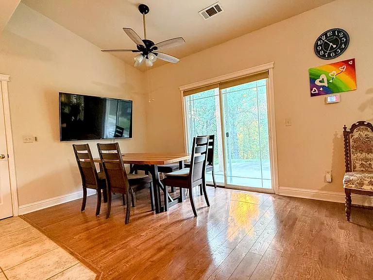11592 Fox Estates Ct — Photo 5