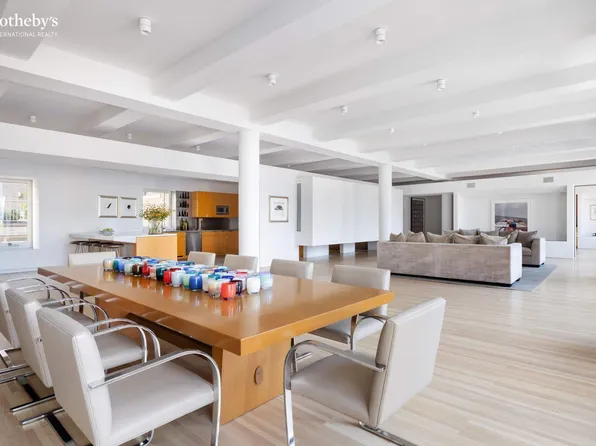 227 West 17th Street image 4 of 23