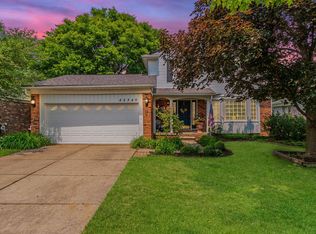42340 Glencove Ct, Canton, MI 48188