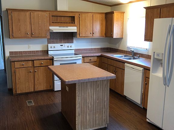 4th image of 3351 Killingsworth Ln Lot 442