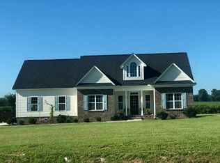 1164 Charlie Branch Dr, Winterville, NC 28590