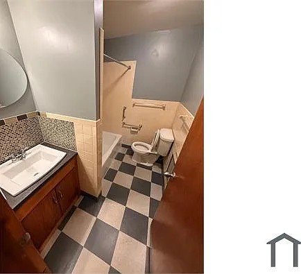122 Main St #2 — Photo 5