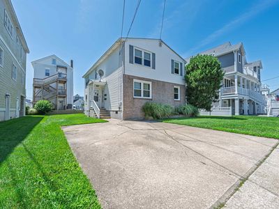 210 N Surrey Ave, Ventnor City, NJ, 08406