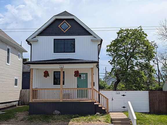 3rd image of 723 Stewart Ave