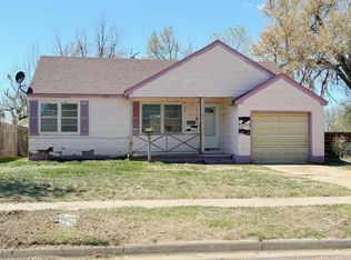309 Center St, Garden City, KS 67846
