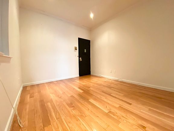 3rd image of 216 W 16th St APT 4A