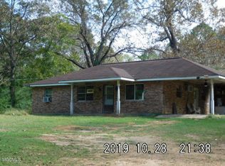 27226 Hugh Lee Rd, Picayune, MS 39466