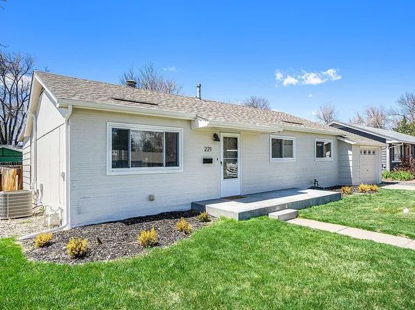 221 Columbine Ct, Fort Collins, CO 80521