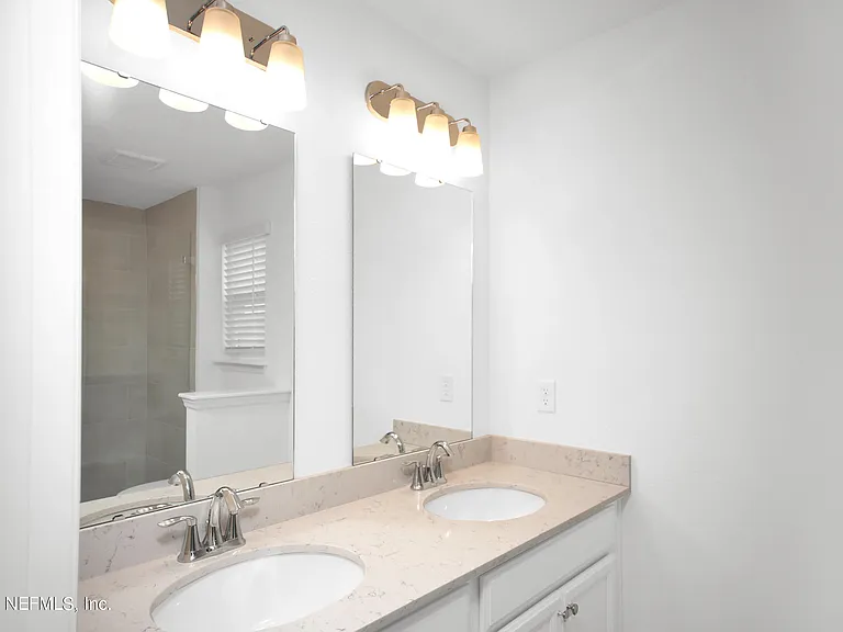 348 Rosemont Dr — Photo 26