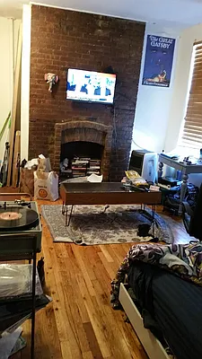 Rented by Chartwell Manhattan Realty | media 11