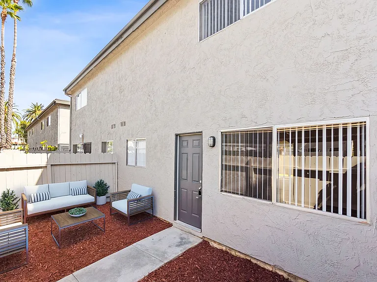 Estancia Apartments — Photo 8