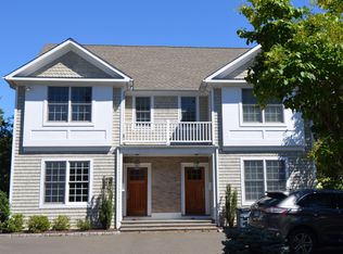 17 Ridge St #B, Greenwich, CT 06830