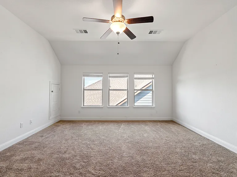 2614 High Bluff Dr — Photo 25