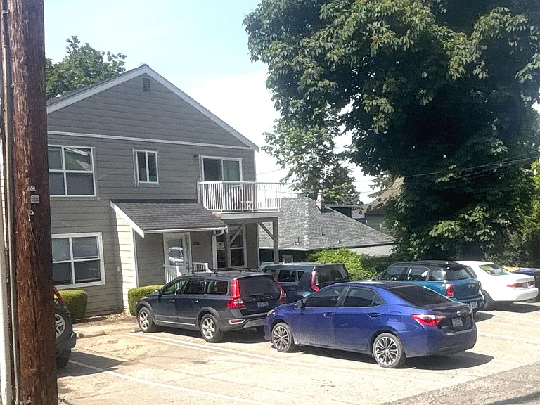 814 High St — Photo 15