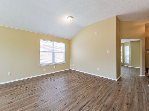 3rd image of 4557 Wheatland Dr