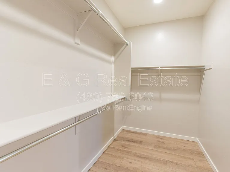 3705 E Flower St — Photo 23