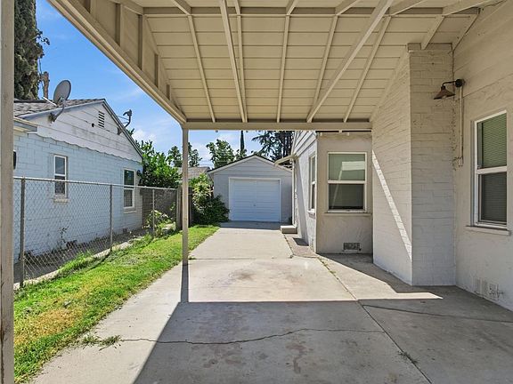 5th image of 337 Camellia Way