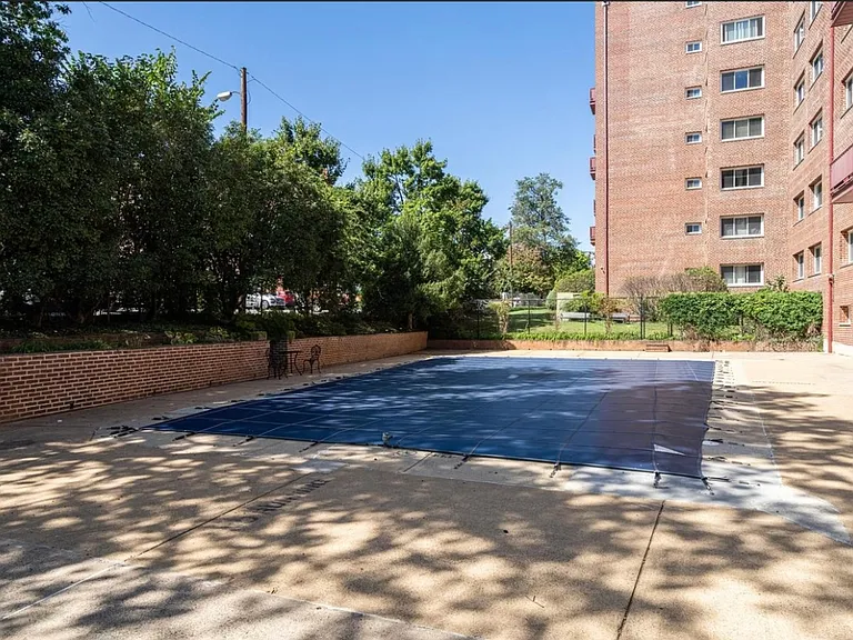 1830 Columbia Pike #602 — Photo 22