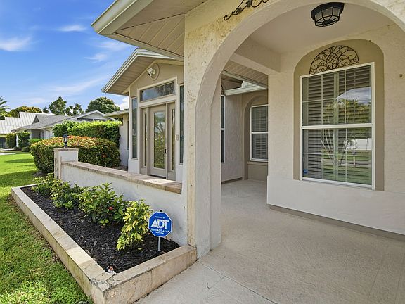 2nd image of 128 Viking Way