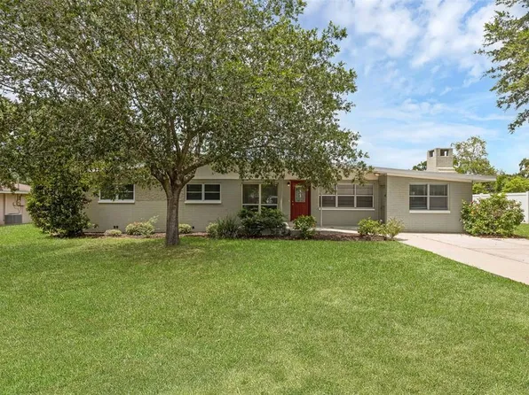 203 E Lakeview Ave, Eustis, FL 32726