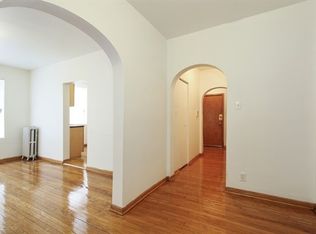 7612 S Kingston, Chicago, IL 60649