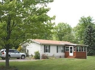 131 Grange Hall Rd, New Castle, PA 16101