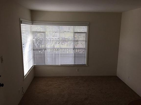 4th image of 212 Nogales Ave #B