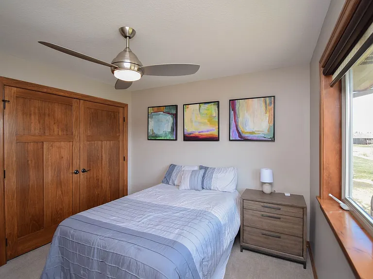 2204 S Silverthorne Ave — Photo 39