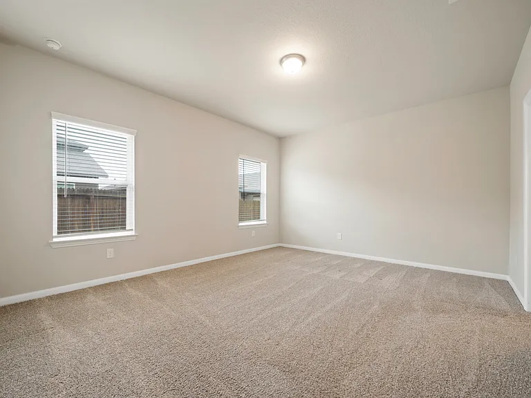 8907 Arundal Gdn — Photo 17
