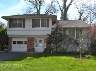 19 Glenwood Ave, Demarest, NJ 07627