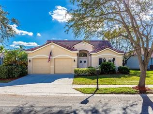 1231 Camellia Ln, Weston, FL 33326