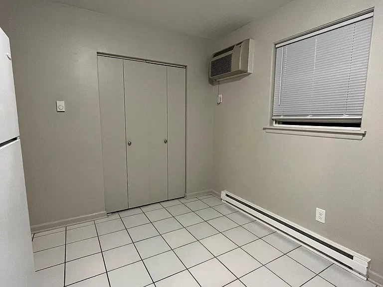 24203 W Ottawa St #2 — Photo 3