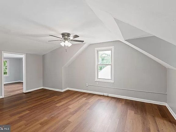 2nd image of 206 Coakley St