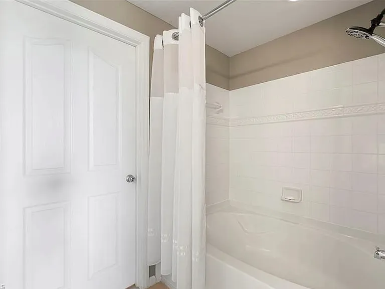 12990 Positano Cir #204 — Photo 16