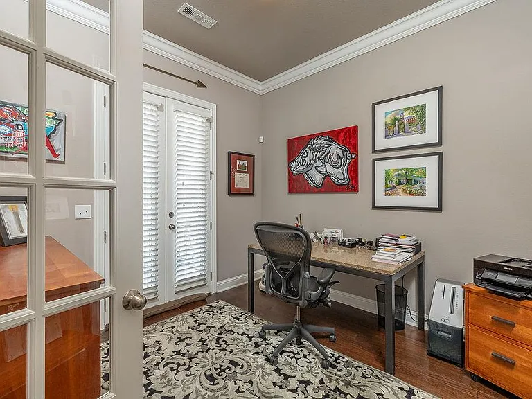 1235 E Adelaide Ln — Photo 41