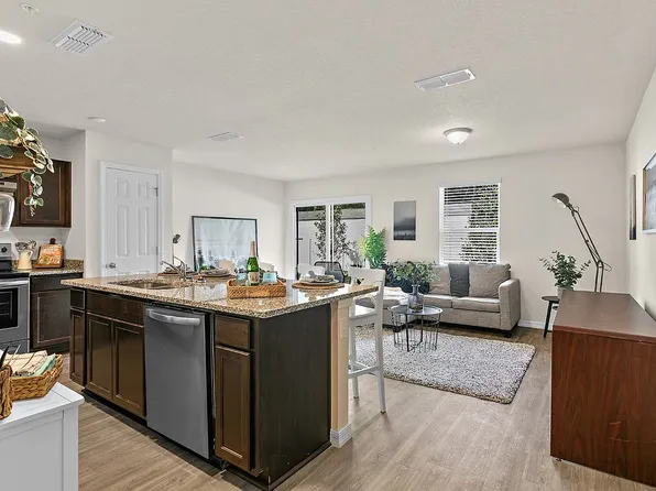 7644 Mailes Ct #201, Jacksonville, FL 32210