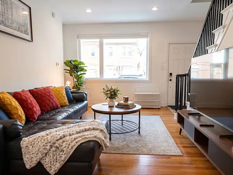 936 New Market St — Photo 3