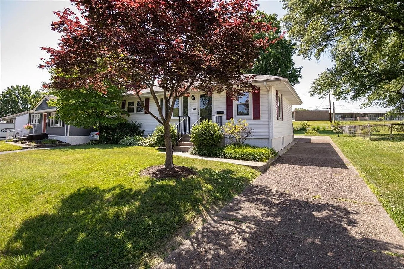 Charming 3 Bed, 2 Bath Home in Florissant - Available 09/14 - $1645/mo — Photo 1