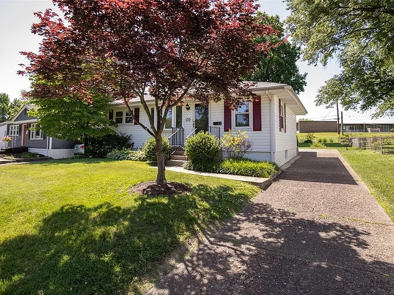 130 Saint Maurice Ln — Photo 1