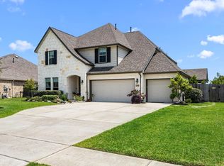 7219 Hillside Ave, Mont Belvieu, TX 77523